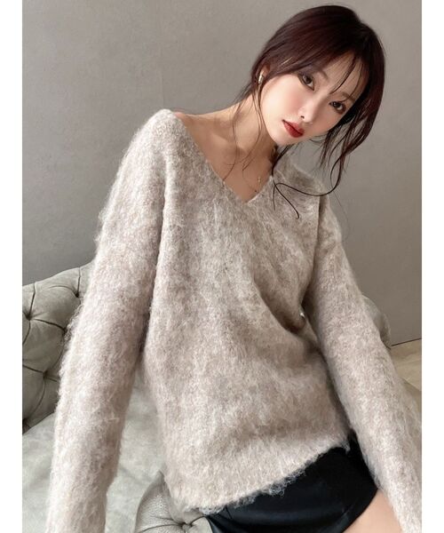 RESEXXY(リゼクシー)の「レイズドVネックルーズニットトップス(ニット/セーター・レディース・ホワイト/オレンジ/ベージュ・FREE)」の9枚目の写真