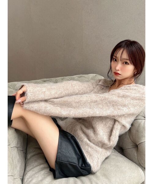 RESEXXY(リゼクシー)の「レイズドVネックルーズニットトップス(ニット/セーター・レディース・ホワイト/オレンジ/ベージュ・FREE)」の12枚目の写真