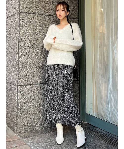 RESEXXY(リゼクシー)の「レイズドVネックルーズニットトップス(ニット/セーター・レディース・ホワイト/オレンジ/ベージュ・FREE)」の18枚目の写真