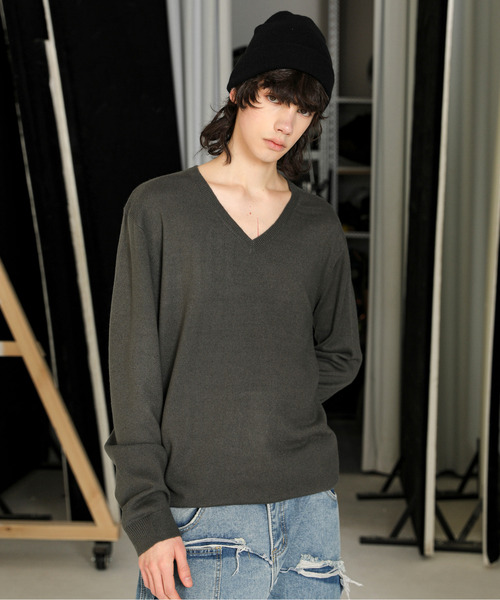 SPADE(スペード)の「【SPADE】カシミアタッチ Vネック ニット セーター(ニット/セーター・メンズ・グレー/ネイビー/ベージュ/ブラック/チャコールグレー/ホワイト/ワインレッド/グリーン・SMALL/MEDIUM/LARGE/X-LARGE)」の4枚目の写真