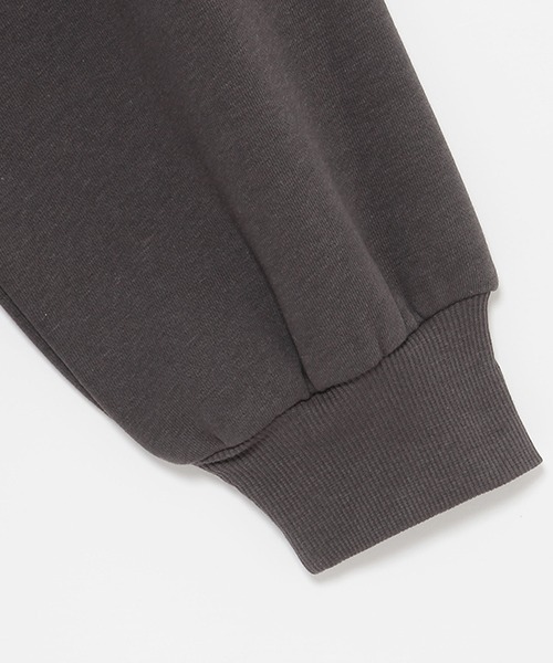 LOVETOXIC（ラブトキシック）の「カレッジ刺しゅうパーカワンピース（ワンピース・キッズ・チャコールグレー/ライトグレー/エメラルド・S/M/L）」の4枚目の写真