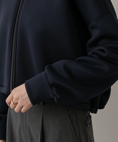 russet（ラシット）の「【ANOTHER BRANCH】シャーリングショートパーカー (O-713)（パーカー・レディース・ネイビー/グレー/アイボリー・FREE）」の5枚目の写真