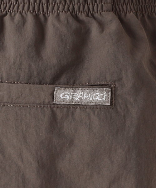 Gramicci（グラミチ）の「GRAMICCI 別注DURABLE NYLON パンツ（カーゴパンツ・メンズ・ブラック/ネイビー/ブラウン/ベージュ系その他・SMALL/MEDIUM/LARGE/X-LARGE）」の15枚目の写真