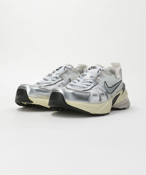 NIKE（ナイキ）の「＜NIKE＞ウィメンズ V2K RUN/スニーカー