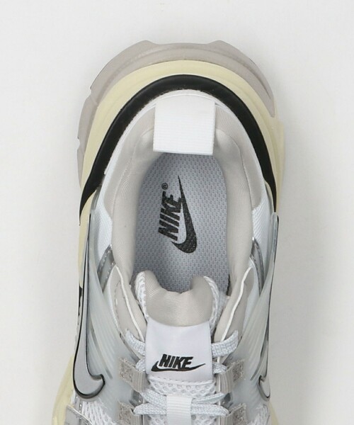 NIKE（ナイキ）の「＜NIKE＞ウィメンズ V2K RUN/スニーカー（スニーカー・レディース・ホワイト・24cm/24.5cm/23.5cm/25cm/23cm）」の10枚目の写真