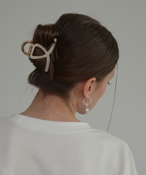 MIELI INVARIANT(ミエリインヴァリアント)の「Circular Mix Hair Clip(バレッタ/ヘアクリップ・レディース・ベージュ/ブラウン・FREE)」の10枚目の写真