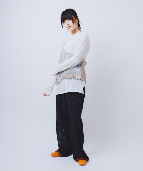 YEAH RIGHT!!(イェーライト)の「FLOWER LACE FLARE PANTS(その他パンツ・レディース・ブラック・1)」の11枚目の写真