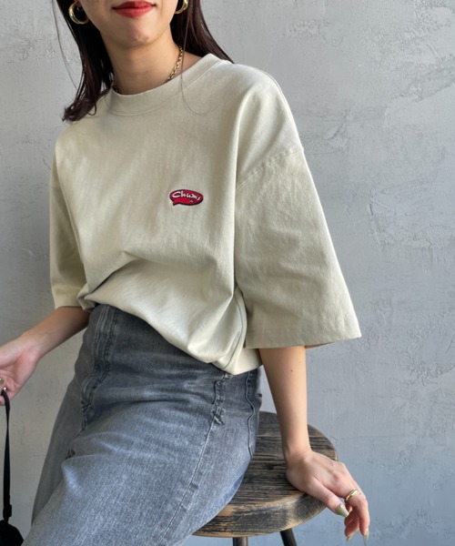 CHUMS（チャムス）の「【WEB限定】[CHUMS/チャムス] ワンポイント刺繍ロゴ オーバーサイズTシャツ（Tシャツ/カットソー・レディース・ホワイト/ブラック/グレイッシュベージュ・M/L/XL）」の3枚目の写真