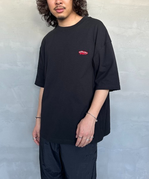 CHUMS（チャムス）の「【WEB限定】[CHUMS/チャムス] ワンポイント刺繍ロゴ オーバーサイズTシャツ（Tシャツ/カットソー・レディース・ホワイト/ブラック/グレイッシュベージュ・M/L/XL）」の17枚目の写真
