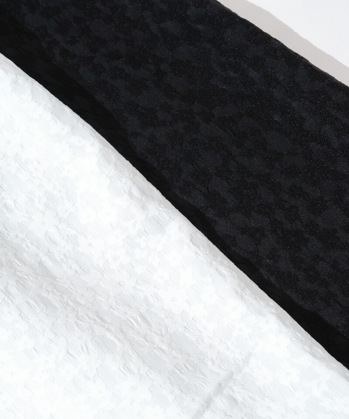 flower（フラワー）の「フラワーシャーリングブラウス2（シャツ/ブラウス・レディース・ホワイト/ブラック・FREE）」の4枚目の写真