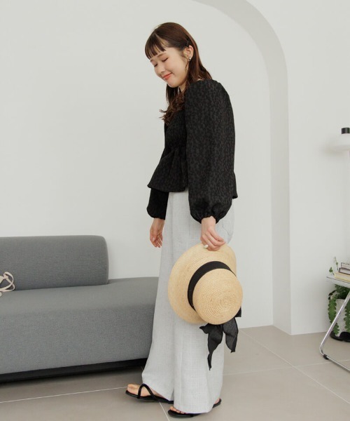 flower（フラワー）の「フラワーシャーリングブラウス2（シャツ/ブラウス・レディース・ホワイト/ブラック・FREE）」の18枚目の写真