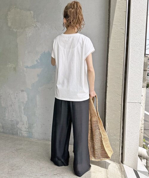 Spick & Span（スピックアンドスパン）の「≪追加≫JEVOUSENPRIE Tシャツ（Tシャツ/カットソー・レディース・ブラック/ホワイト/ベージュ・FREE）」の5枚目の写真