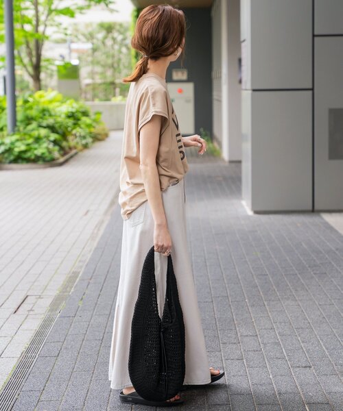 Spick & Span（スピックアンドスパン）の「≪追加≫JEVOUSENPRIE Tシャツ（Tシャツ/カットソー・レディース・ブラック/ホワイト/ベージュ・FREE）」の14枚目の写真