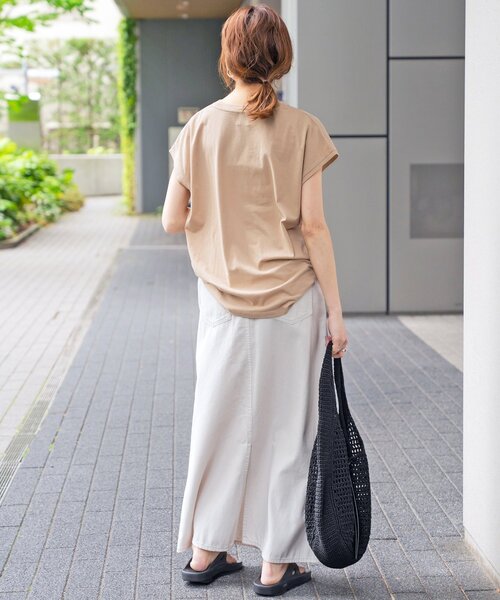 Spick & Span（スピックアンドスパン）の「≪追加≫JEVOUSENPRIE Tシャツ（Tシャツ/カットソー・レディース・ブラック/ホワイト/ベージュ・FREE）」の15枚目の写真