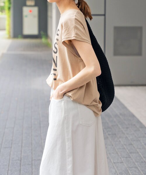 Spick & Span（スピックアンドスパン）の「≪追加≫JEVOUSENPRIE Tシャツ（Tシャツ/カットソー・レディース・ブラック/ホワイト/ベージュ・FREE）」の17枚目の写真