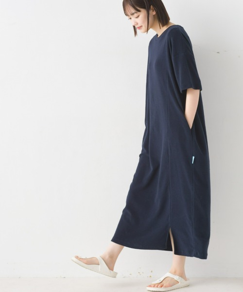 OMNES（オムネス）の「パイル半袖スリットワンピース（ワンピース・レディース・アイボリー/ネイビー/ベージュ/チャコール・FREE）」の20枚目の写真