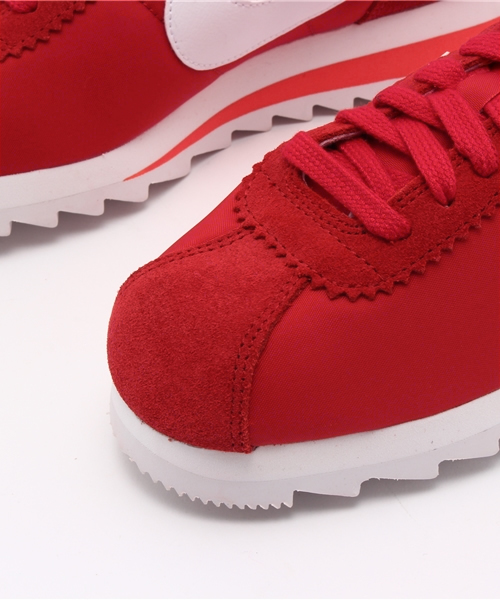 NIKE(ナイキ)の「NIKE 807241 クラシックコルテッツエピック(スニーカー・レディース・ブラック/レッド・23cm/24cm/25cm)」の6枚目の写真