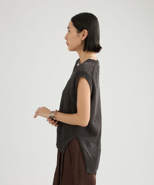 Chaos(カオス)の「Chaos(カオス)/フィラージニットベスト(ベスト・レディース・ブラック/ライトベージュ/ネイビー/オフホワイト/ライトピンク/チャコールグレー・FREE)」の8枚目の写真