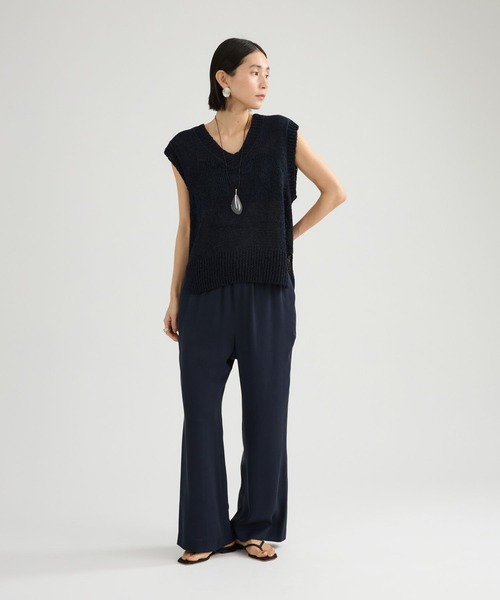 Chaos(カオス)の「Chaos(カオス)/フィラージニットベスト(ベスト・レディース・ブラック/ライトベージュ/ネイビー/オフホワイト/ライトピンク/チャコールグレー・FREE)」の22枚目の写真