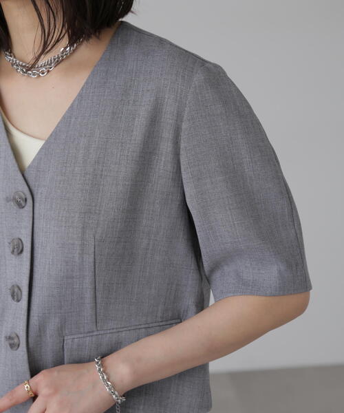 FREE'S MART（フリーズマート）の「〈セットアップ対応〉ショート丈ジャケット（ノーカラージャケット・レディース・ホワイト/ピンク/グレー・SMALL/MEDIUM）」の11枚目の写真