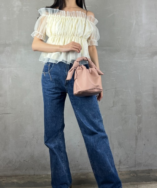 Loco Ocean(ロコオーシャン)の「【フェイクレザー】巾着 チェーンストラップ 2way/ ミニバッグ ショルダーバッグ ハンドバッグ(ショルダーバッグ・レディース・ピンク/ブラック/ホワイト・ONE SIZE)」の13枚目の写真