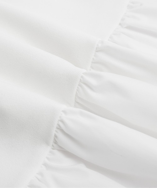 La-gemme(ラジェム)の「フレアシルエットトップス(Tシャツ/カットソー・レディース・ホワイト/ブラック・フリー)」の5枚目の写真