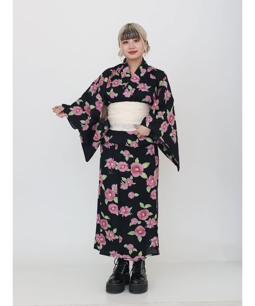 モダン椿柄浴衣セット