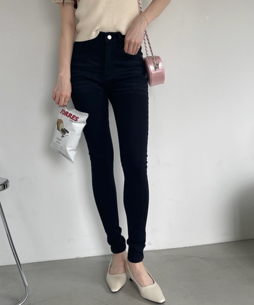 Ada.(エイダ)の「ベーシック スキニー デニム パンツ(デニムパンツ・レディース・スミクロ/ライトブルー/ブルー/ブラック・L/M/S)」の21枚目の写真