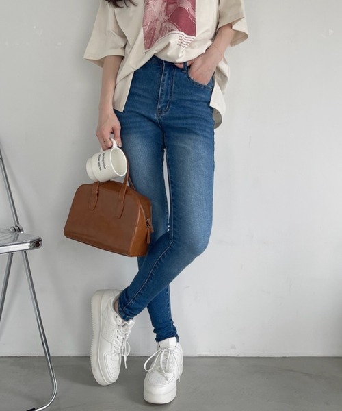 Ada.(エイダ)の「ベーシック スキニー デニム パンツ(デニムパンツ・レディース・スミクロ/ライトブルー/ブルー/ブラック・L/M/S)」の18枚目の写真