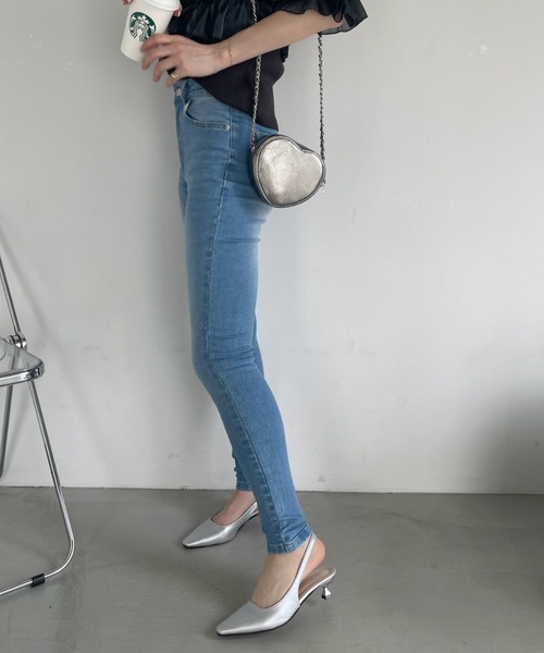 Ada.(エイダ)の「ベーシック スキニー デニム パンツ(デニムパンツ・レディース・スミクロ/ライトブルー/ブルー/ブラック・L/M/S)」の7枚目の写真