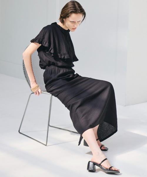 Libra Cue(リブラ キュー)の「スリットナローロングスカート(スカート・レディース・グリーン/ブラック・FREE)」の9枚目の写真