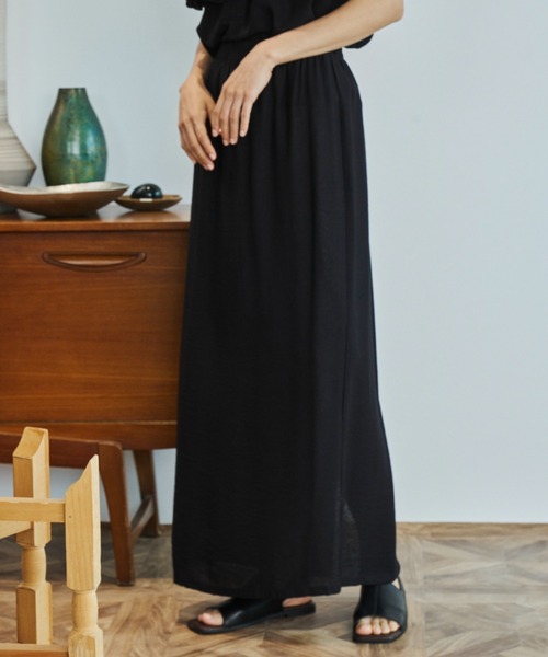 Libra Cue(リブラ キュー)の「スリットナローロングスカート(スカート・レディース・グリーン/ブラック・FREE)」の5枚目の写真