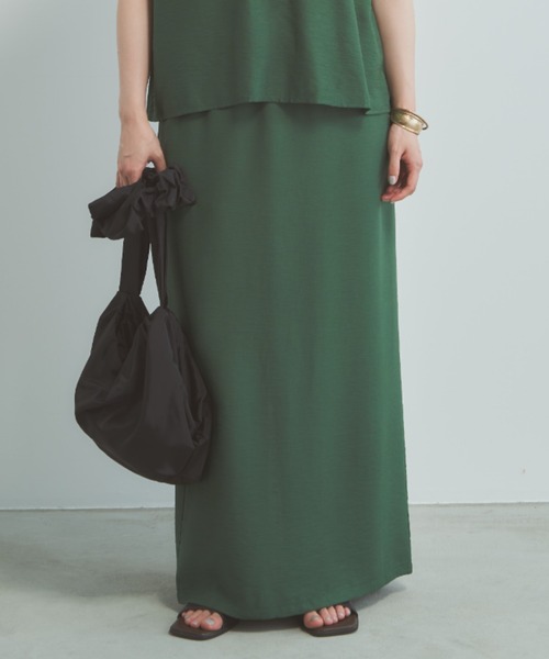 Libra Cue(リブラ キュー)の「スリットナローロングスカート(スカート・レディース・グリーン/ブラック・FREE)」の19枚目の写真