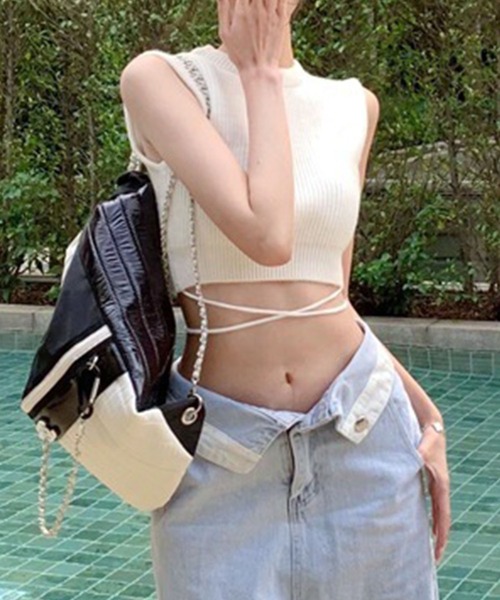 GLAMOROUS JANE（グラマラスジェーン）の「ウエストリボンショート丈ノースリサマーニット（ニット/セーター・レディース・ネイビー/ホワイト/ブラック・FREE）」の9枚目の写真