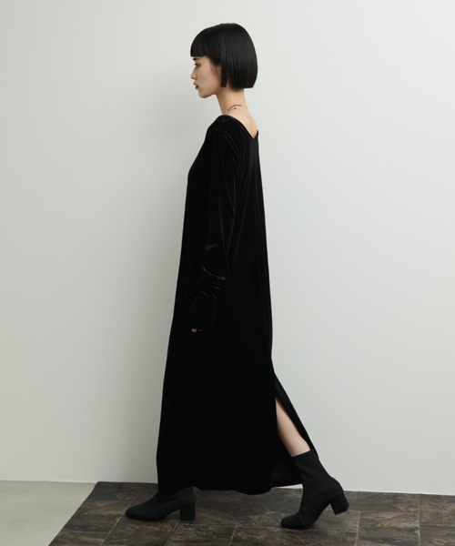 Shelly island（シェリーアイランド）の「ベロアロングワンピース（ワンピース・レディース・ブラック/グレー・FREE）」の6枚目の写真