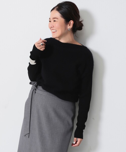 Demi-Luxe BEAMS(デミルクス ビームス)の「フラッフィ ボートネック プルオーバー(ニット/セーター・レディース・ブラック/ブラウン/グレー・FREE)」の18枚目の写真