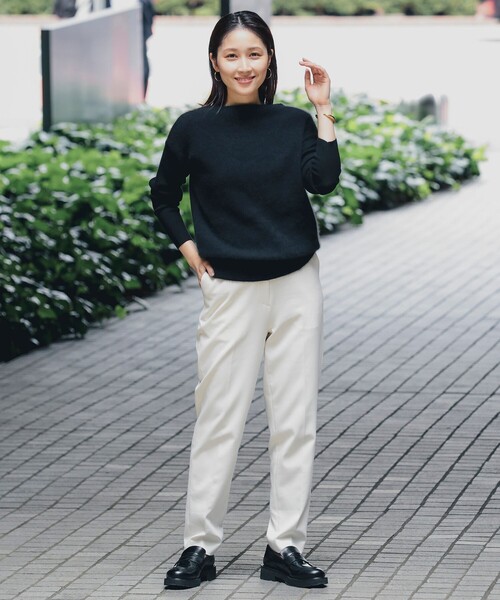 Demi-Luxe BEAMS(デミルクス ビームス)の「フラッフィ ボートネック プルオーバー(ニット/セーター・レディース・ブラック/ブラウン/グレー・FREE)」の16枚目の写真