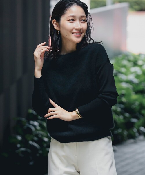 Demi-Luxe BEAMS(デミルクス ビームス)の「フラッフィ ボートネック プルオーバー(ニット/セーター・レディース・ブラック/ブラウン/グレー・FREE)」の12枚目の写真