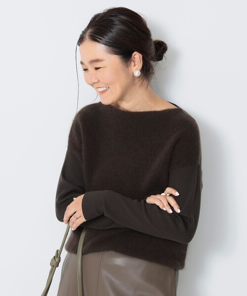 Demi-Luxe BEAMS(デミルクス ビームス)の「フラッフィ ボートネック プルオーバー(ニット/セーター・レディース・ブラック/ブラウン/グレー・FREE)」の5枚目の写真