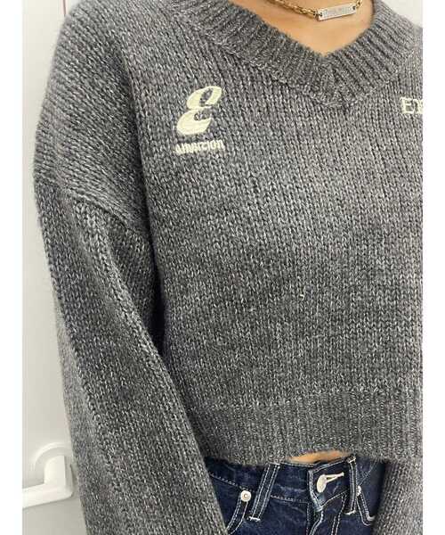 EVRIS（エヴリス）の「Embroideryニットトップス（ニット/セーター・レディース・グレー/ブラック/アイボリー/ネイビー・FREE）」の12枚目の写真