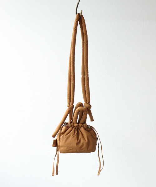 Three Four Time（ｽﾘｰﾌｫｰﾀｲﾑ）の「スライドウインナーショルダー（ショルダーバッグ・レディース・ブラック/ブラウン/グリーン・FREE）」の5枚目の写真