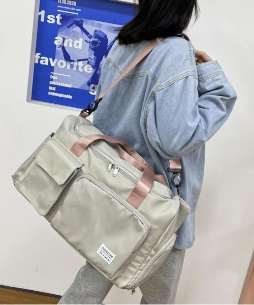 FREE STYLISTS(フリー スタイリスト)の「【シューズが入るポケット付き!】マルチボストンバッグ(ボストンバッグ・レディース・ブラック/グレー/カーキ/ブルー・FREE)」の8枚目の写真