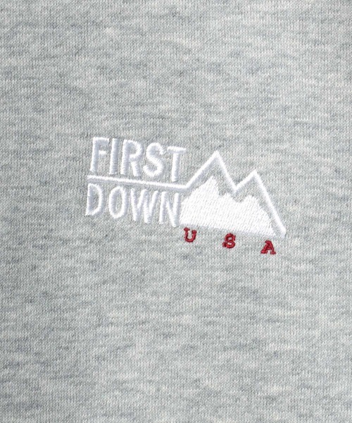 FIRST DOWN(ファーストダウン)の「FIRST DOWN/ファーストダウン LOGO HOODED SWEAT/オーバーサイズ 裏起毛 ワンポイント刺繍 スウェット パーカー フーディー/レディース メンズ(パーカー・メンズ・ブラック/グレー/ネイビー・L/XL/M)」の11枚目の写真