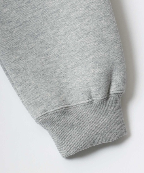 FIRST DOWN(ファーストダウン)の「FIRST DOWN/ファーストダウン LOGO HOODED SWEAT/オーバーサイズ 裏起毛 ワンポイント刺繍 スウェット パーカー フーディー/レディース メンズ(パーカー・メンズ・ブラック/グレー/ネイビー・L/XL/M)」の12枚目の写真