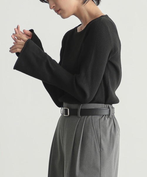 for/c(フォーシー)の「ベルスリーブニットプルオーバー【サスティナブル】(ニット/セーター・レディース・オフホワイト/ブルー/ブラック・M/L/LL)」の6枚目の写真