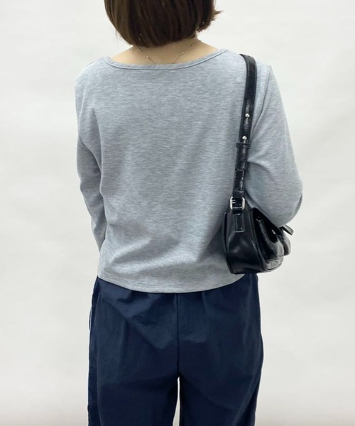 mebole(メボレ)の「スクエアネックスリムロングTシャツ(Tシャツ/カットソー・レディース・ブラック/グレー/ブルー・FREE)」の13枚目の写真