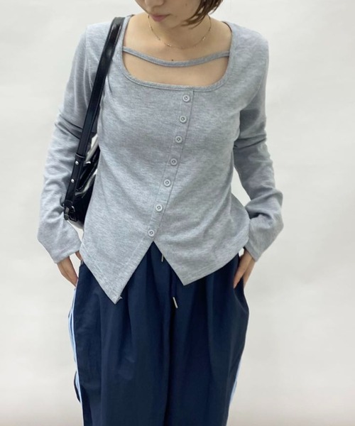 mebole(メボレ)の「スクエアネックスリムロングTシャツ(Tシャツ/カットソー・レディース・ブラック/グレー/ブルー・FREE)」の5枚目の写真