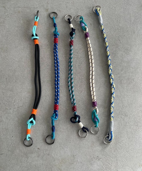 210nouve（トゥージュヌーブ）の「カラー コード ショルダー ストラップ（ショルダーバッグ・レディース・ホワイト/ブラック/イエロー/ブルー/グリーン/ピンク/ホワイト×ブラック・FREE）」の20枚目の写真