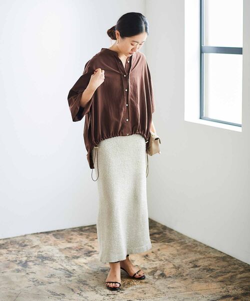 le.coeur blanc(ルクールブラン)の「ドロストシアーシャツブルゾン(シャツ/ブラウス・レディース・ブラック/ブラウン/ベージュ・38)」の6枚目の写真