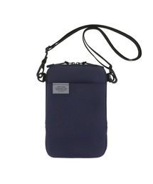 Inner Carrying（インナーキャリング）の「インナーキャリング 撥水（はっすい） スマホバッグ（スマホグッズ）」